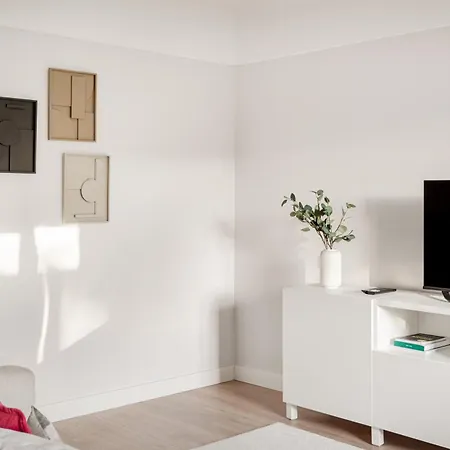 Wfh Urban Retreat At Carnide Apartment *
