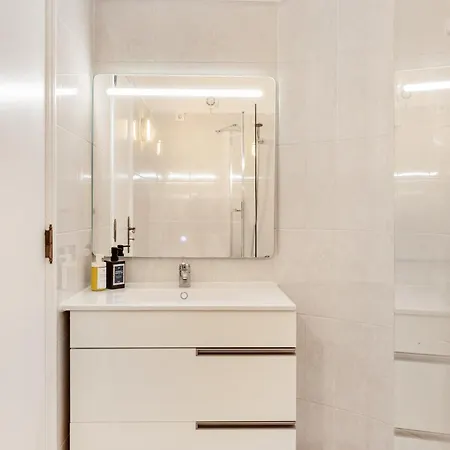 Wfh Urban Retreat At Carnide Apartment Lisbon
