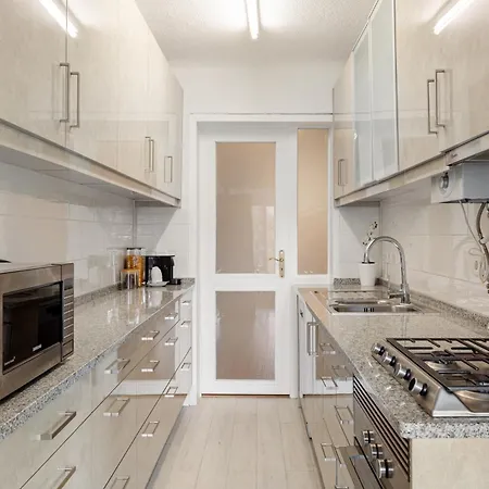 Apartman Wfh Urban Retreat @ Carnide