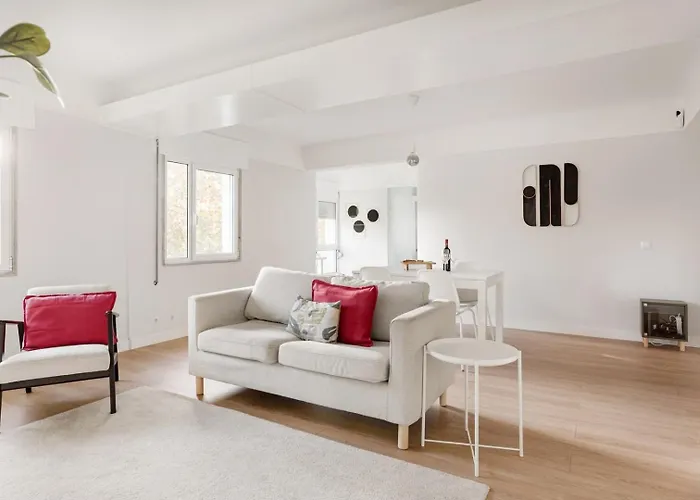 Wfh Urban Retreat @ Carnide 公寓 *