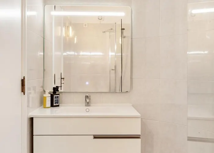 Wfh Urban Retreat @ Carnide *