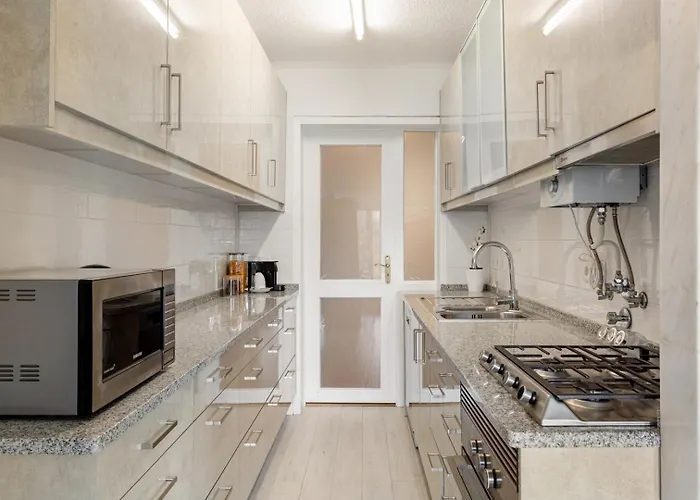 Wfh Urban Retreat @ Carnide *